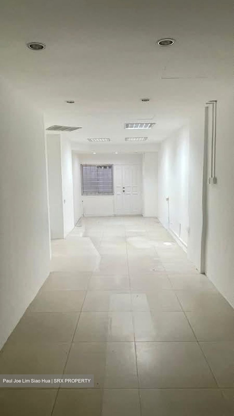 Clementi Meadows (D5), Shop House #561768951